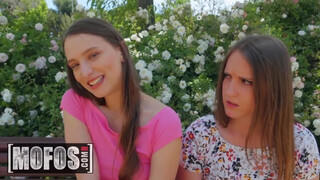 MOFOS - elcsábíthatom a barátnődet egy kicsit ?