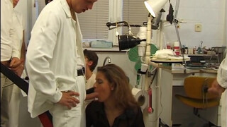 Fogklinika - Magyar szinkronos retro szexfilm