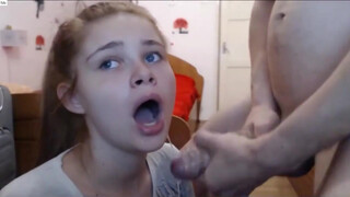 19 éves fiatal kiscsaj megszopatva