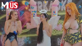 Lauren Phillips és Gia Derza szenvedélyesen falta és hágja egymást