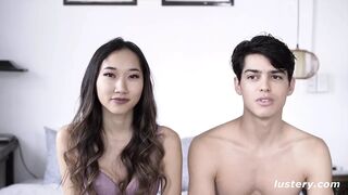 Gyönyörű francia páros szenvedélyes hármasban hódol az érzéki hátsó örömöknek