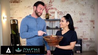 Befektető keményen átéli masszőrét a legnagyobb siker titkáért