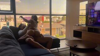 Vad meglepetés vár a sógornőmre a nappaliban