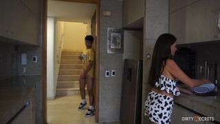 Mostohaanya csábítása: tiltott gyönyörök a családi intimitásban