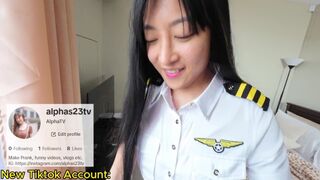 Ázsiai cicát szexi módon szedi meg a co-pilot a saját otthonában