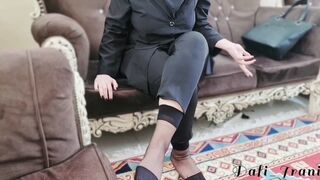 Forró milf visszatér a munkából és análra áhítozik a mostohafiával