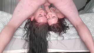 Két nedves szájat teszek saját faszom forró zsebévé, fejjel lefelé