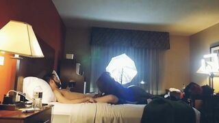 Vadul lüktető dugás és csábító seggnyalás ötcsillagos élvezettel peachesss-szel 2. rész