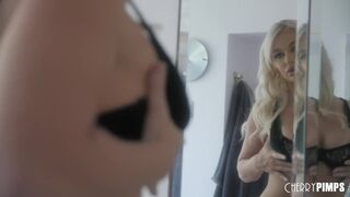 Nagy Mellű Szőke Milf Mohóan Nyeli A Kemény Faszt A Cherry Pimps Csatornán