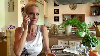 Német amatőr MILF szomszédnők vad baszás jelenetei teljes film