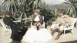 Retró hármas élvezet 1986-ból Sara Suzanne Brown és Marc Wallice testközeli találkozásaival
