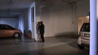 Donna Bell bombázó seggébe csúszik a vastag farok mélyen a hátsó bejáraton át