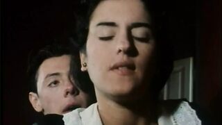 Az Örökösnő: Lea Martini és Anita Rinaldi dögös retro kalandja a hatalmas farokkal
